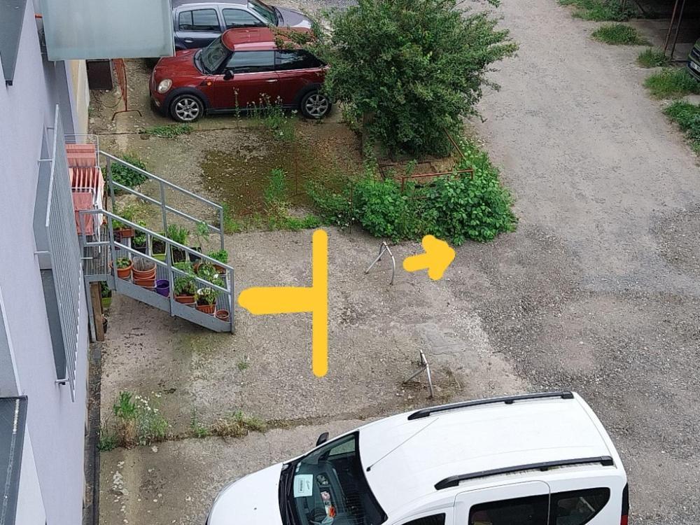 Privatunterkunft Parking Free One With Netflix In Shared Flat With A Woman In Next And Shared Bathroom And Kitchen No Invoice *